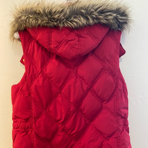 Lands End Goose Down Red Furry Hooded Vest, Large - Picture 5 of 6
